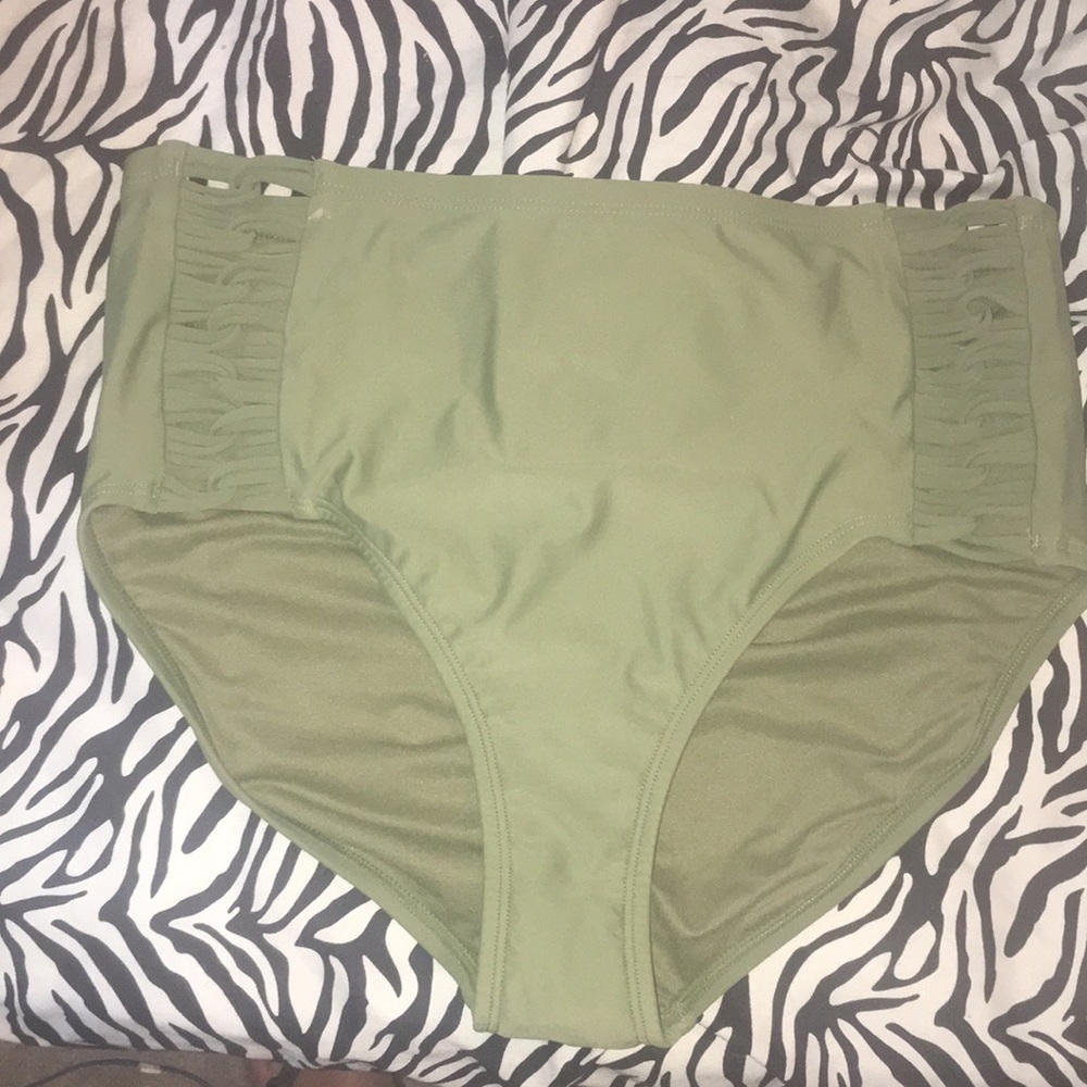 Brand New high waisted bikini bottoms!